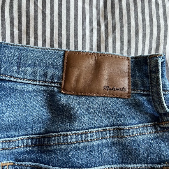 Skinny cropped ankle jeans with button fly in short length - Picture 4 of 7